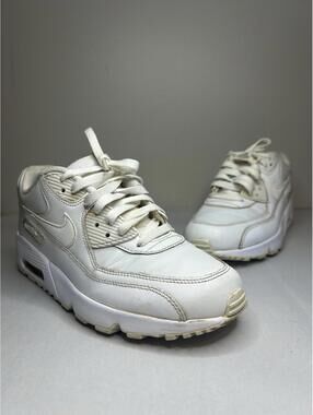 Nike Air Max 90 GS Triple White CD6864-100 Shoes Size 5.5Y